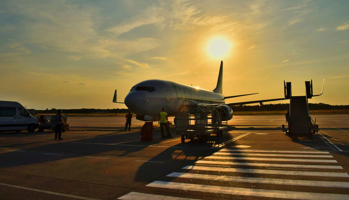 plane-hartsfield-1200x686.jpg